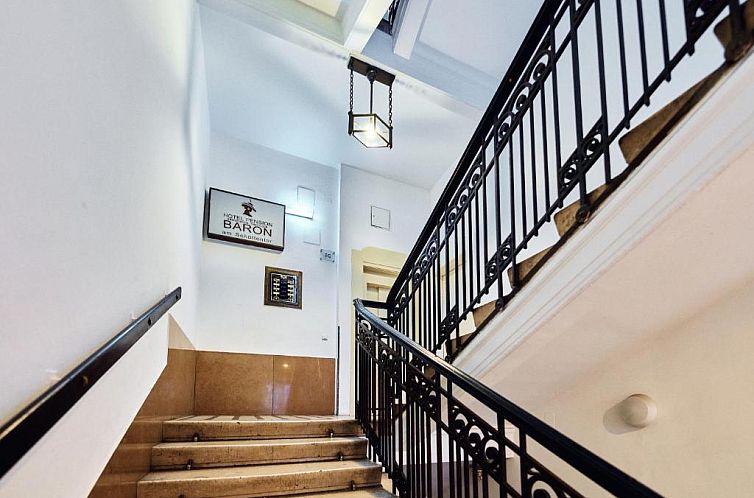 Hotel Pension Baron am Schottentor