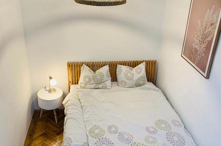 Homelike City Apartment