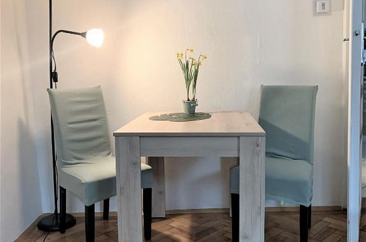Homelike City Apartment