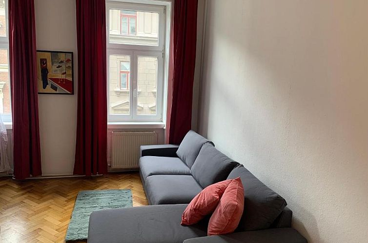 Homelike City Apartment