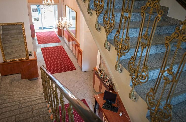 Garten- und Kunsthotel Gabriel City