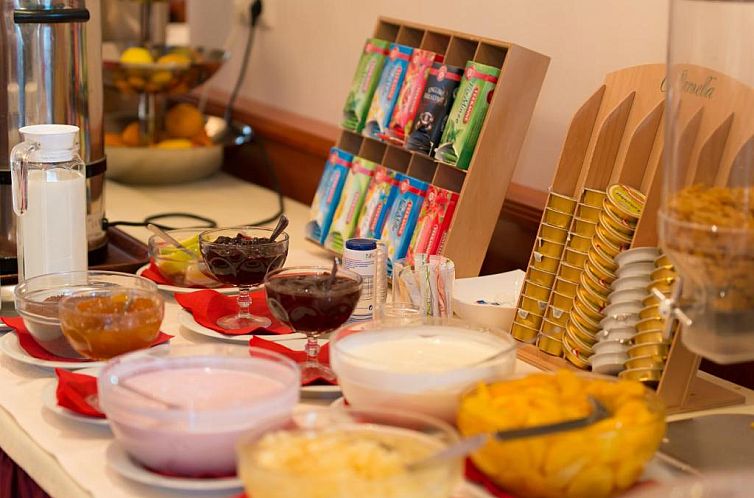 Garten- und Kunsthotel Gabriel City