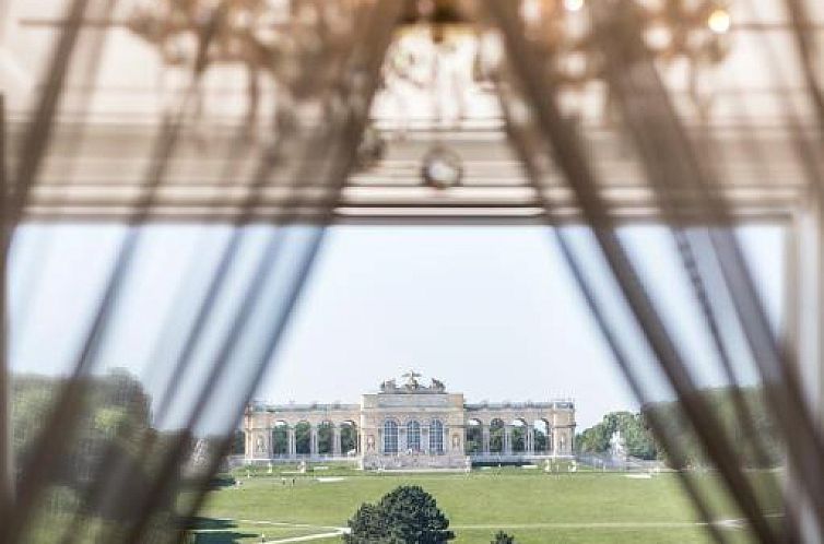 Schloß Schönbrunn Grand Suite