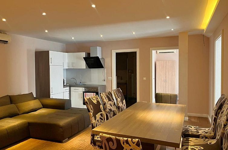 Aurellia Serviced Apartments