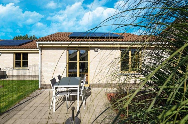 Geniessen Sie die sonnige Terrasse von Westhinder I H19-20 Combi, einem Ferienhaus in Koksijde, Westflandern, Belgien.