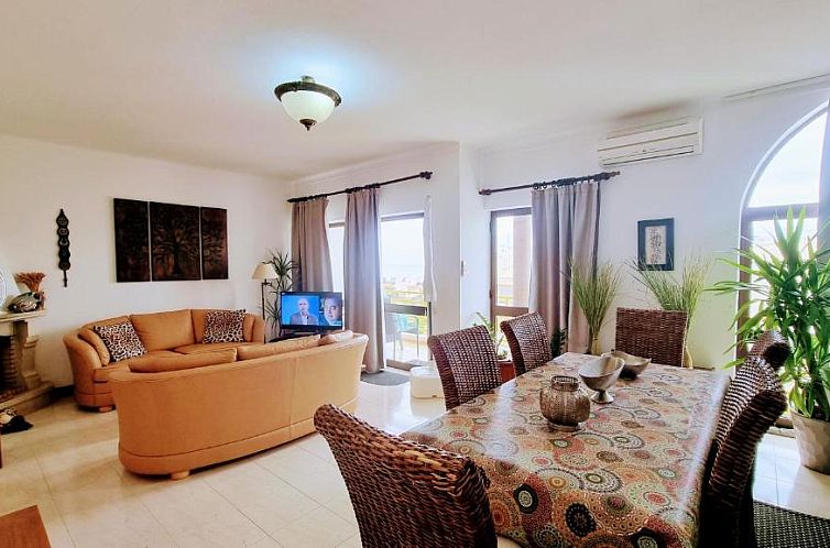 Apartment Praia da Dona Ana