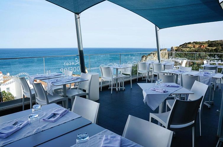 Carvi Beach Hotel