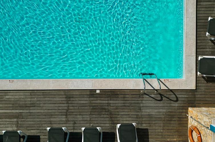 Carvi Beach Hotel