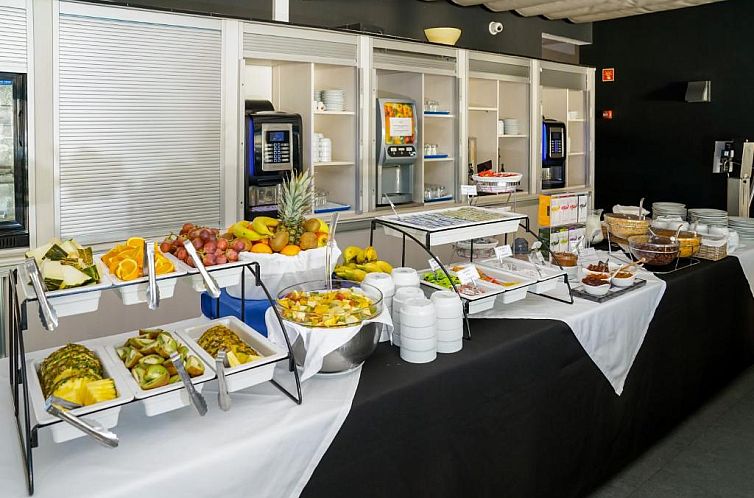 Carvi Beach Hotel