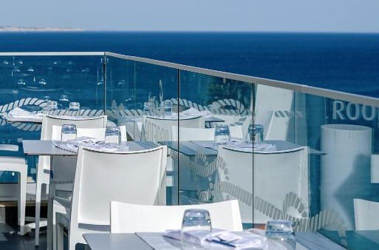 Carvi Beach Hotel