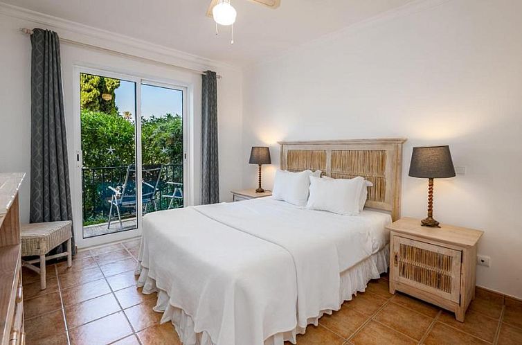 Jardim da Meia Praia Resort