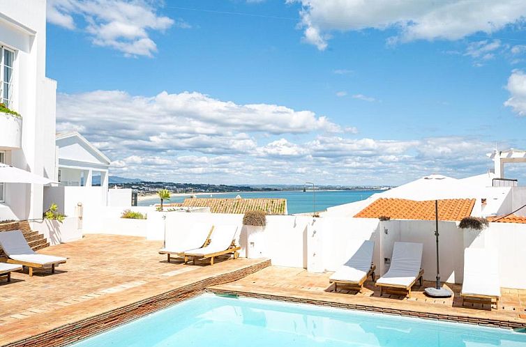 Baluarte da Vila Apartments