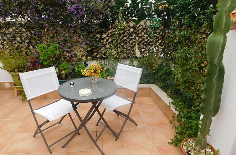 Dinas Guesthouse