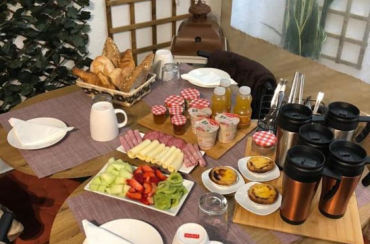 Merry's House
