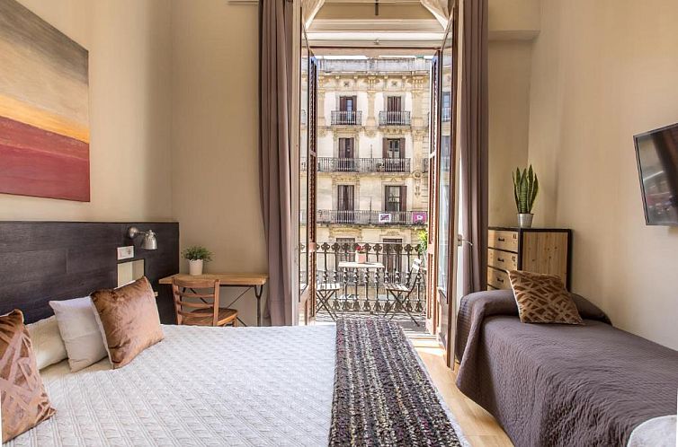 Verblijf 011431045 - Vakantiewoning Barcalona / Costa Maresme - El Born Guest House by Casa Consell