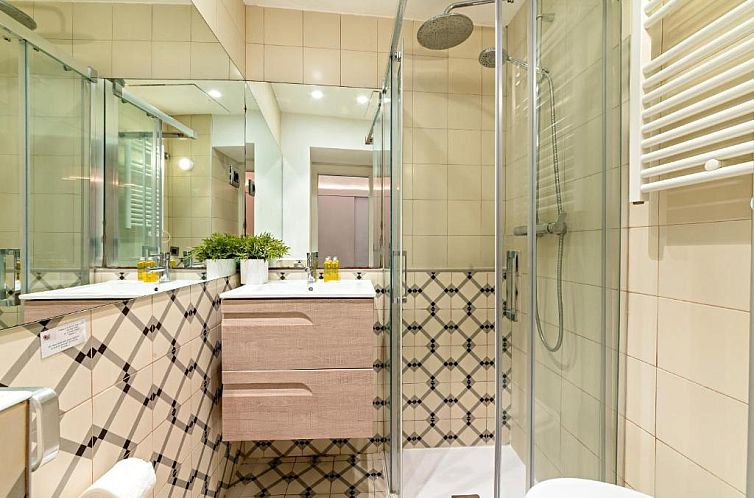 Habitat Apartments Born