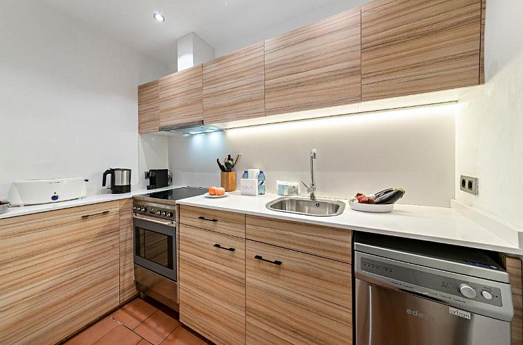 Habitat Apartments Born