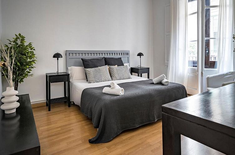 Habitat Apartments Art