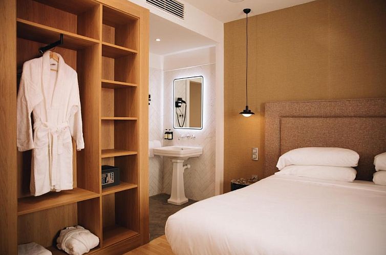 H La Paloma Adults Only