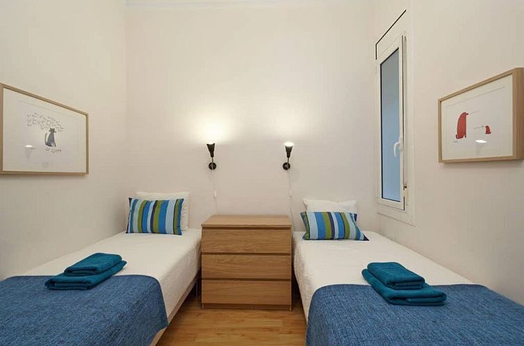 Beautiful apartment in Eixample