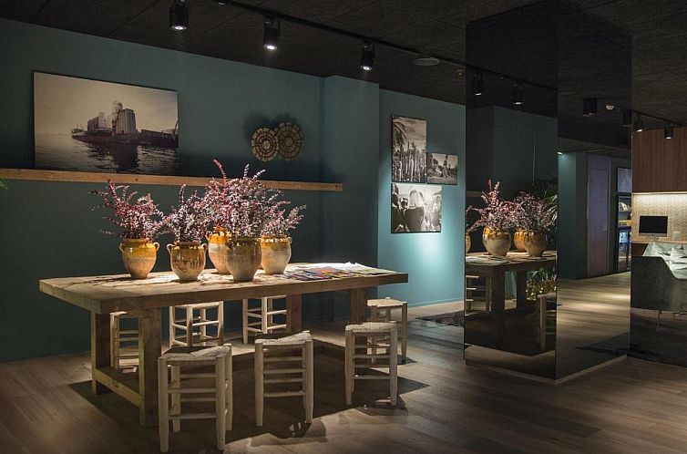 Yurbban Trafalgar Hotel