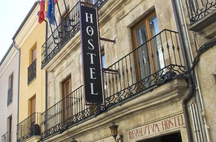 Albergue Revolutum Hostel