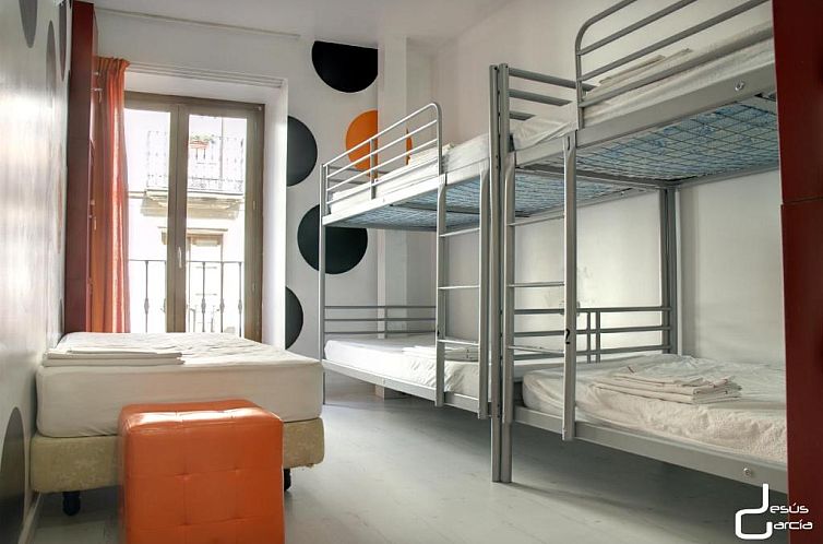 Albergue Revolutum Hostel
