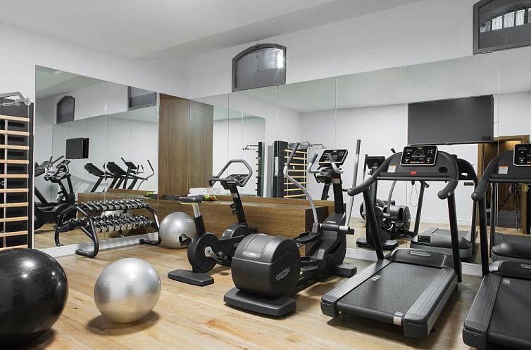 TÓTEM Madrid, a Small Luxury Hotel of the World