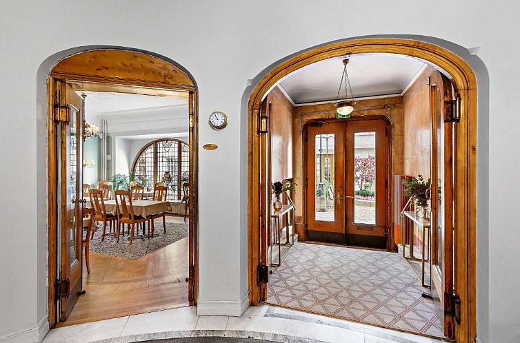 Hotel Esplanade; Sure Hotel Collection by Best Western