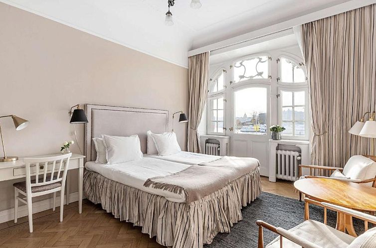 Hotel Esplanade; Sure Hotel Collection by Best Western