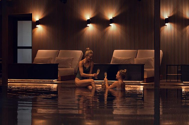 Elite Hotel Marina Tower