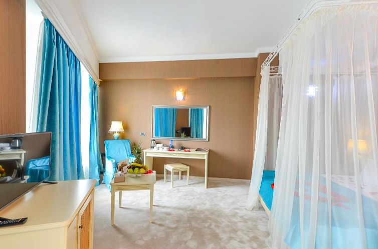 Phoenicia Grand Hotel