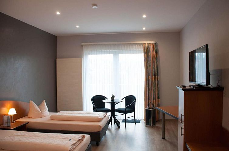 Guest house 0120002 - Apartment Saarland - Hotel Stadt Püttlingen