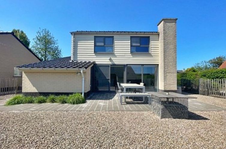 Residence Arthur - Lombardsijde vacation home with spacious terrace in West Flanders, Belgium.