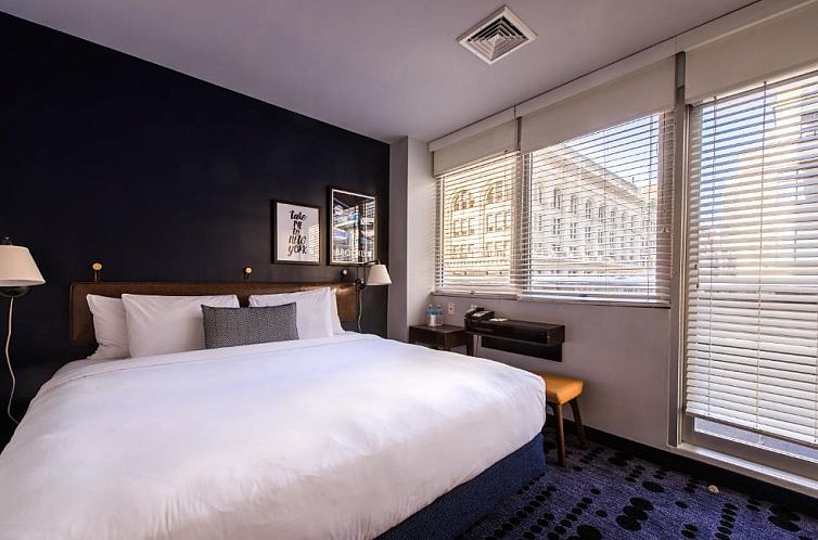 U Hotel Fifth Avenue