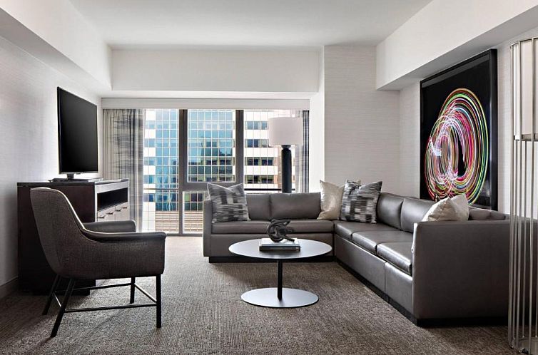 New York Marriott Marquis