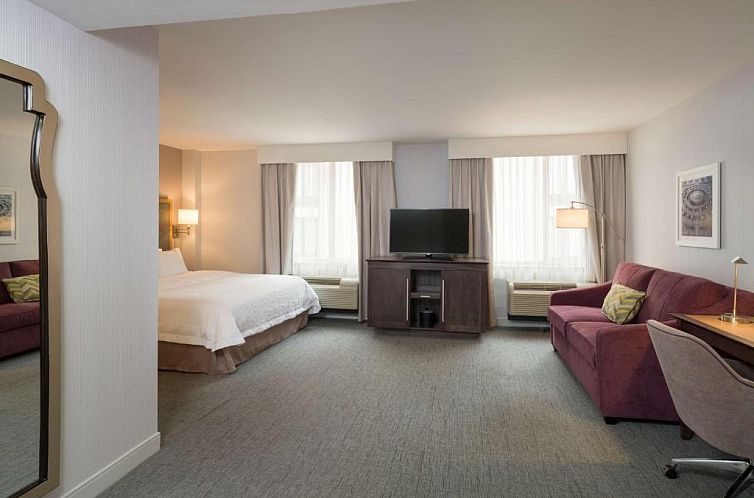 Hampton Inn Manhattan - Times Square South