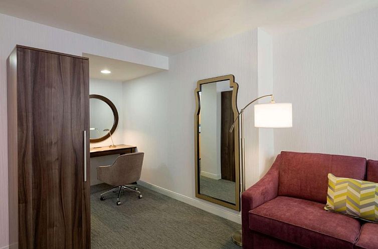 Hampton Inn Manhattan - Times Square South