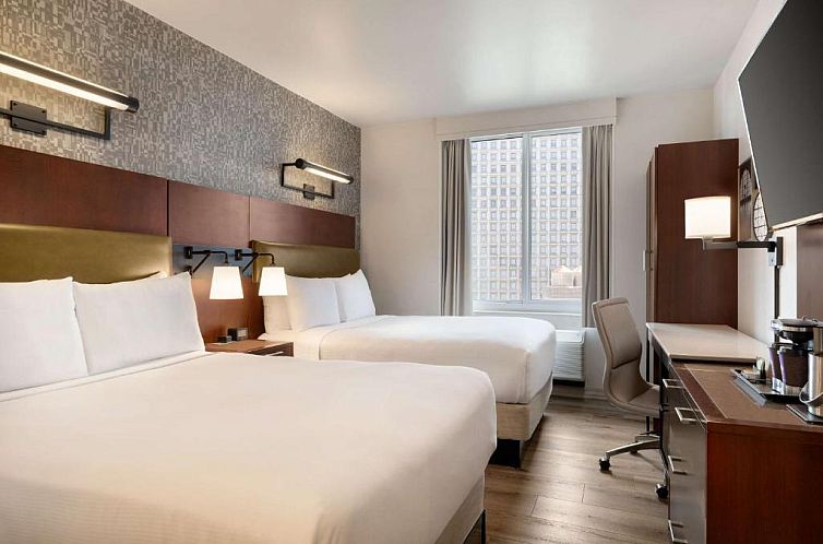 DoubleTree by Hilton New York Downtown