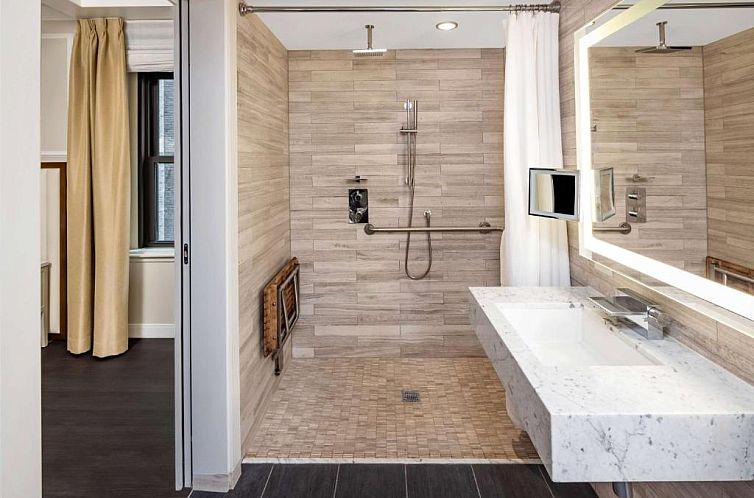 The Quin Central Park by Hilton Club