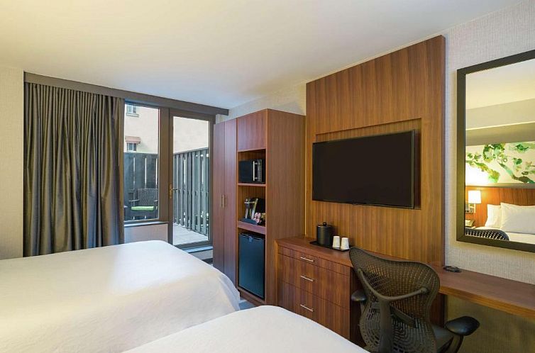 Hilton Garden Inn Central Park South