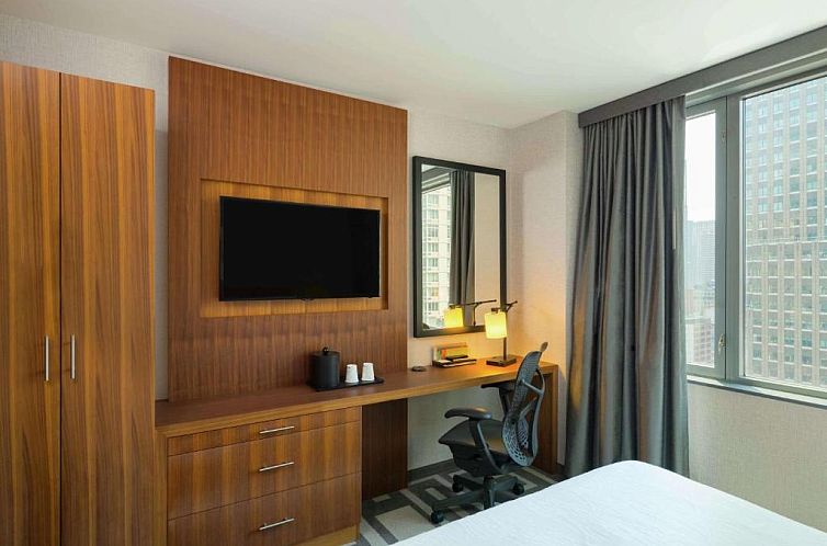 Hilton Garden Inn Central Park South