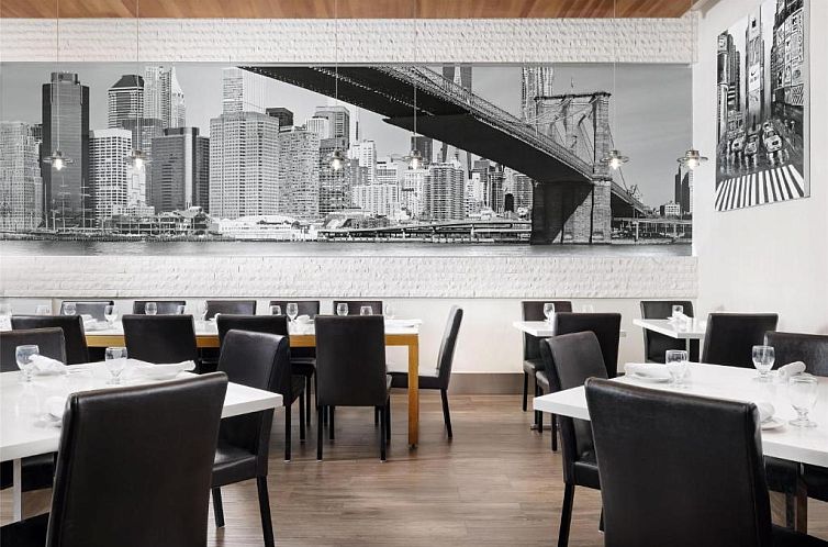 Hilton Garden Inn Times Square Central