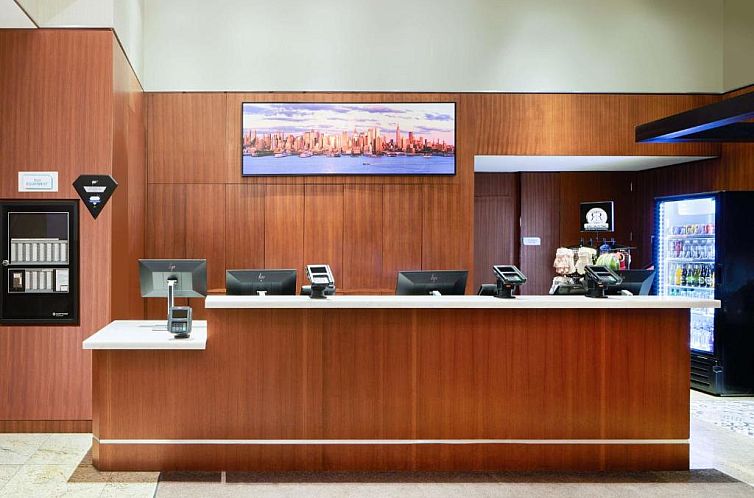 Hilton Garden Inn West 35th Street