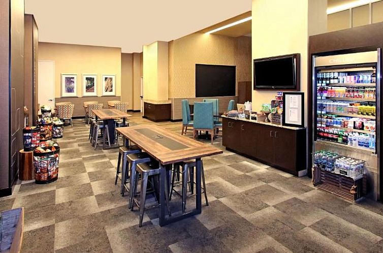 Hilton Garden Inn West 35th Street