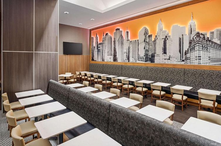 Hampton Inn Times Square Central