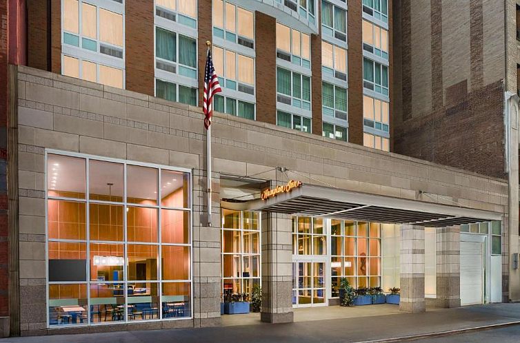 Hampton Inn Times Square Central