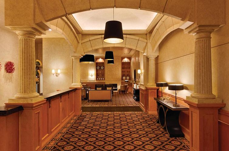 Executive Hotel Le Soleil New York
