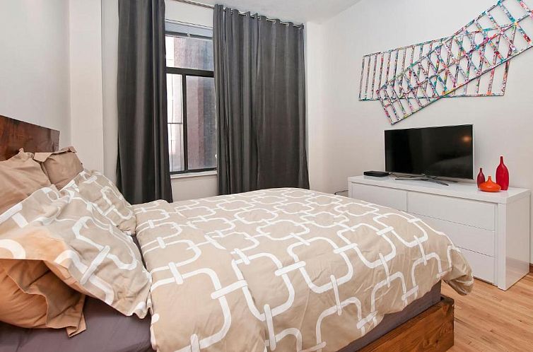 Madison Avenue Luxury Apartments Next to Times Square