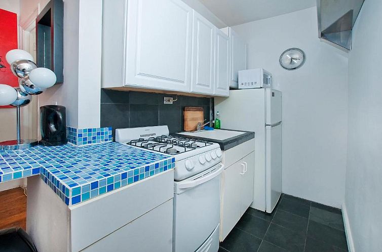 Mid Town East 28th Street Apartments Next to Times Square